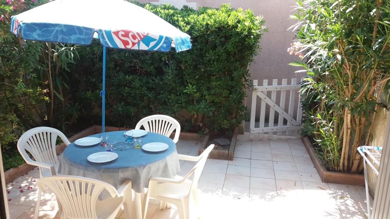 Les Amandines Villa Agde Exterior photo