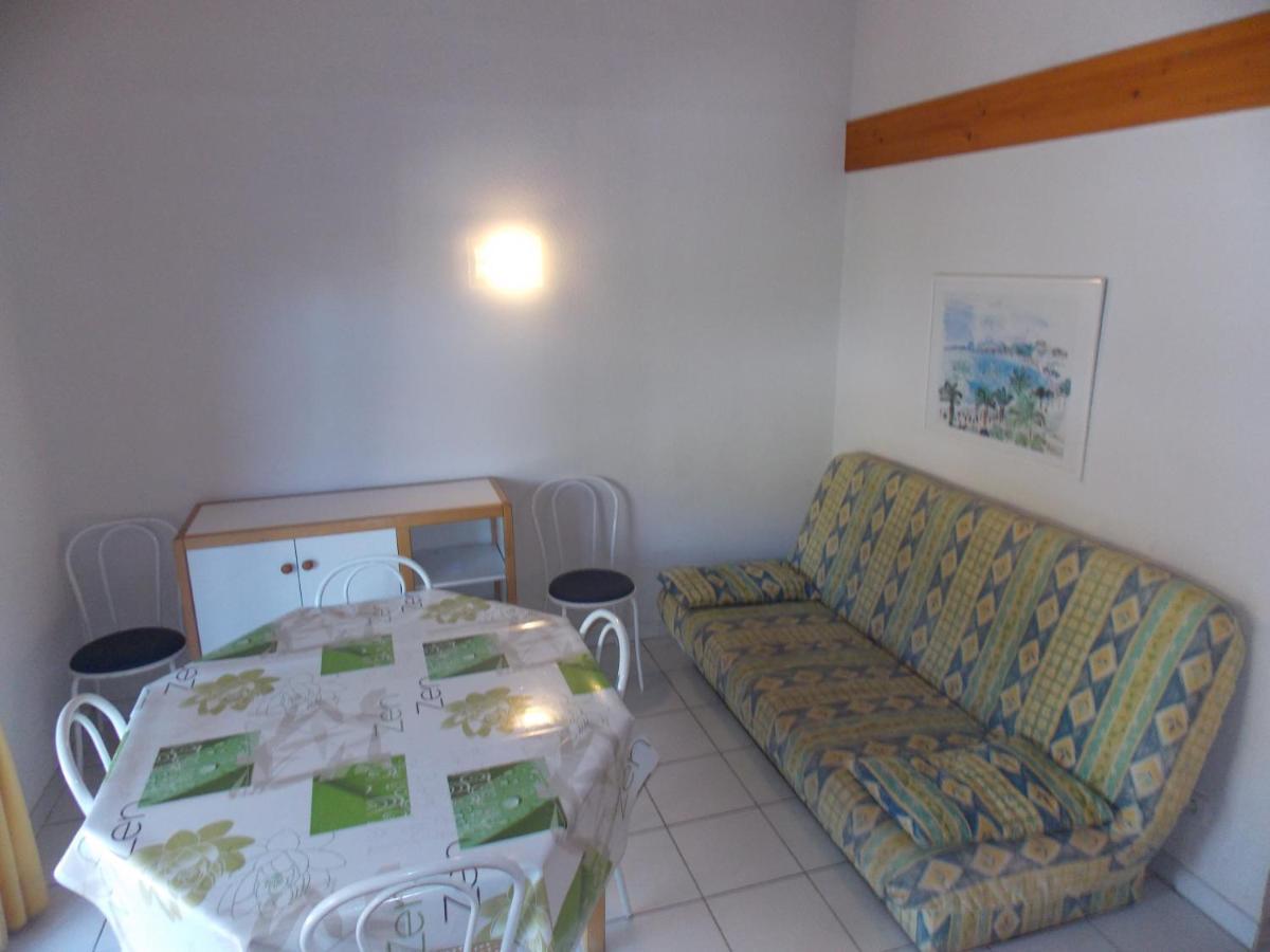 Les Amandines Villa Agde Exterior photo