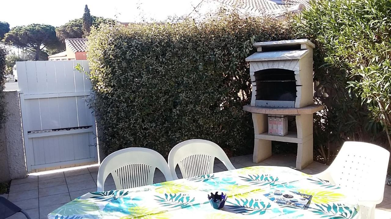 Les Amandines Villa Agde Exterior photo